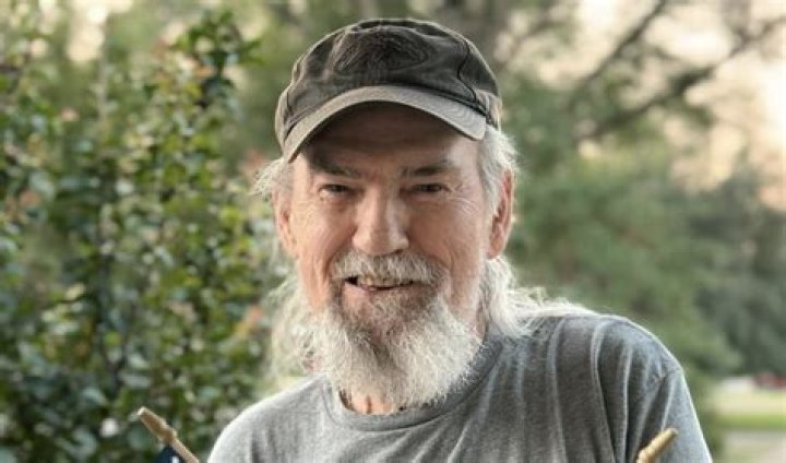 Is Si Robertson Still Alive or Dead? Duck Dynasty star “Uncle Si” on Death Hoax