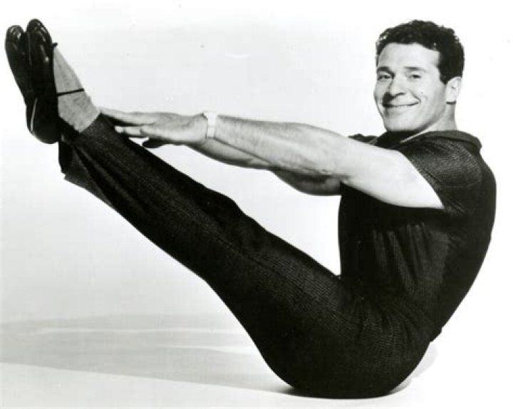 Jack LaLanne Biography - Facts, Childhood, Family Life & Achievements