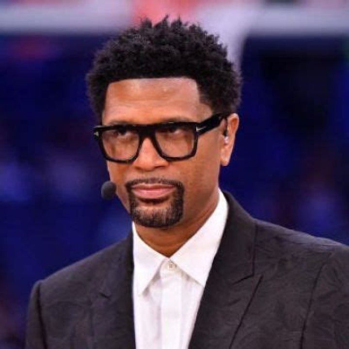 
Jalen Rose Weight Loss Journey: Before And After Photo 