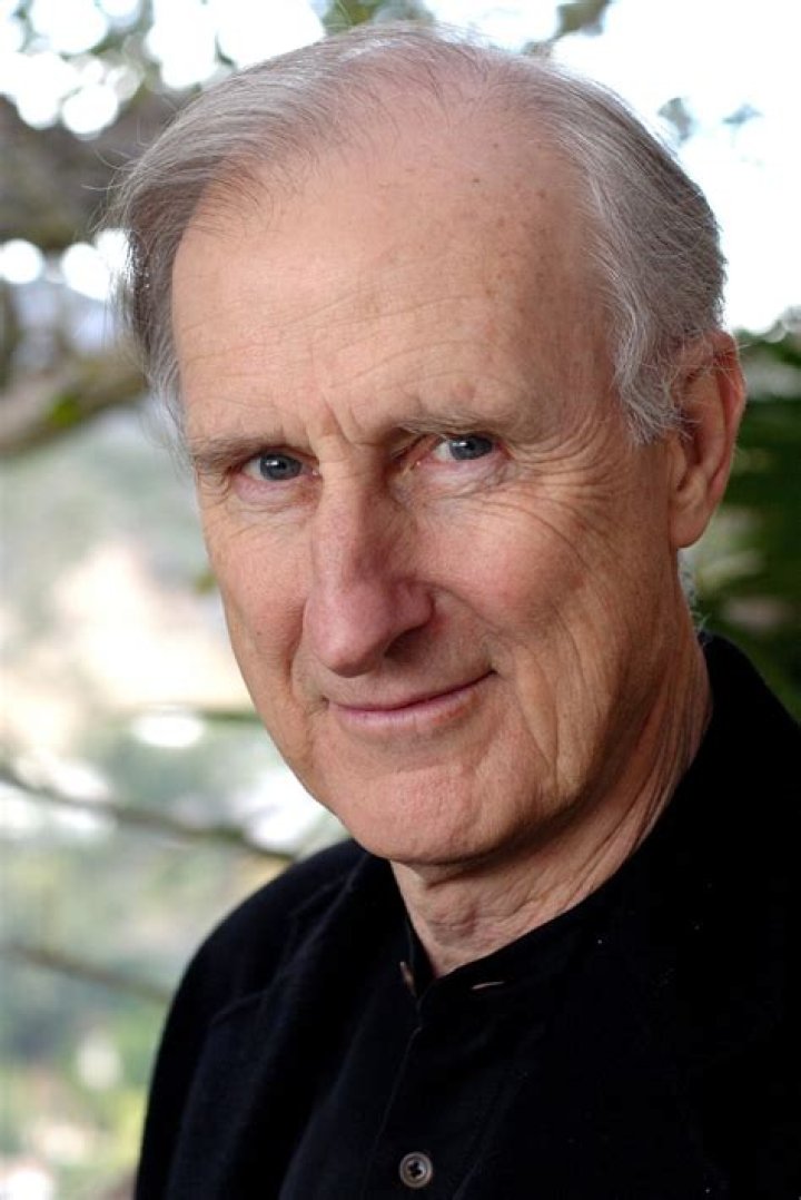 James Cromwell Biography – Childhood & Life of the Actor & Social Activist