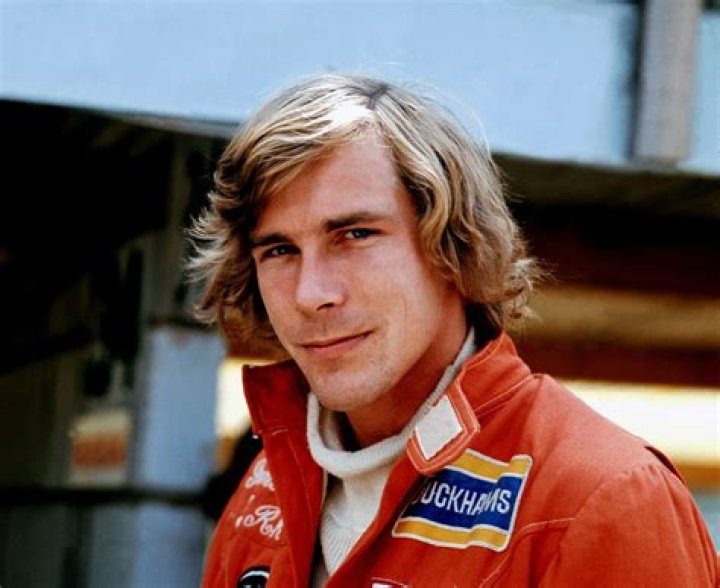 James Hunt Biography - Facts, Childhood, Family Life & Achievements