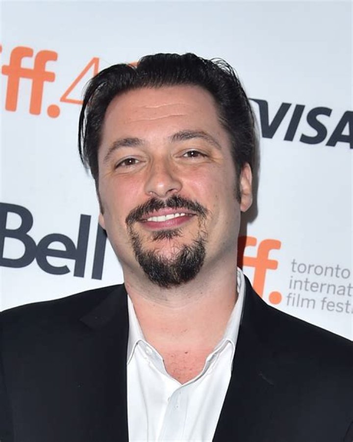 James Vanderbilt Biography - Facts, Childhood, Family Life & Achievements