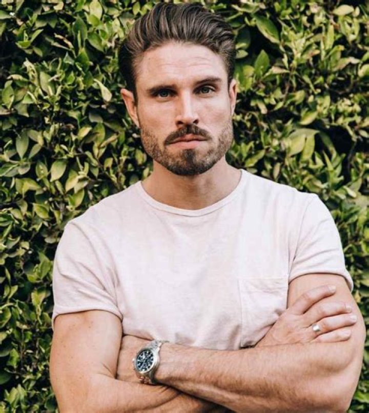 James William O’Halloran Height, Weight, Net Worth, Age, Birthday, Wikipedia, Who, Nationality, Biography