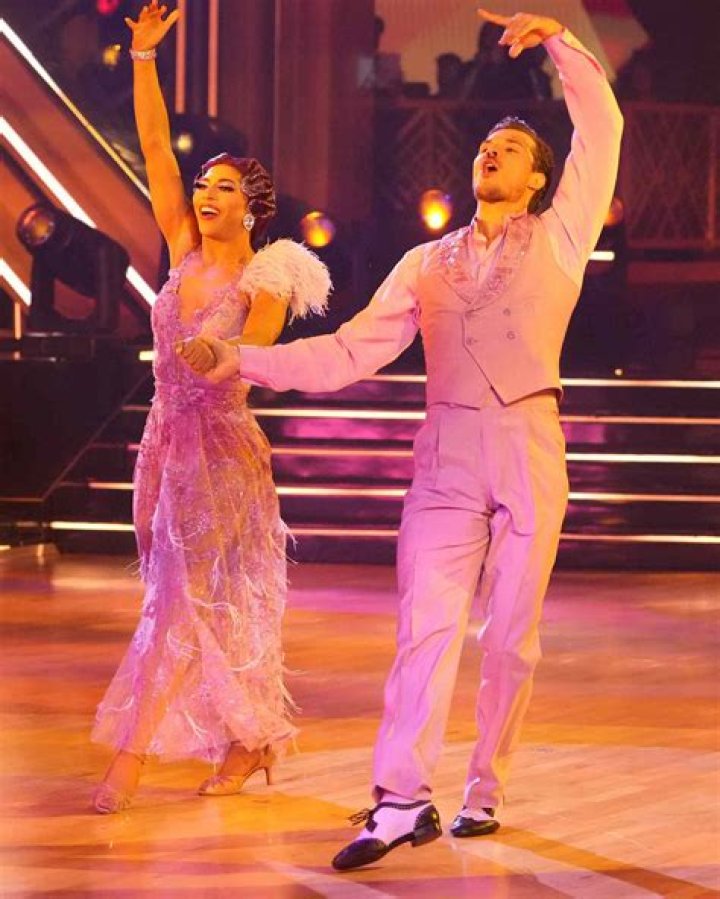 
Jenna Johnson Admits She Felt ‘Pressure’ Choreographing for’ DWTS’ amid Her Step Back as a ‘Pregnant Wifey’ 