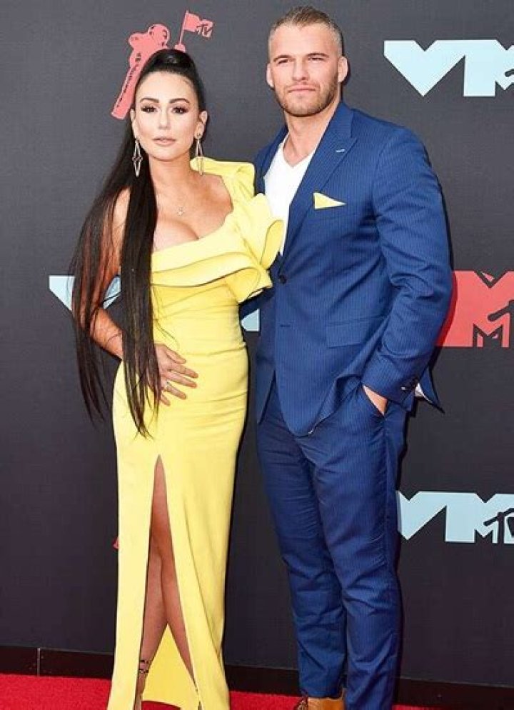 Jenni JWoww Farley Measurements Height Weight Shoe Size Facts