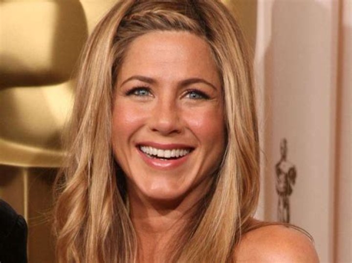 Jennifer Aniston Donates $1 Million To Black Lives Matter Protestors