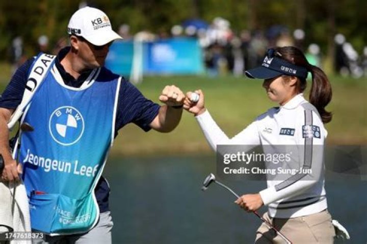 Jeongeun Lee family, husband, children, parents, siblings