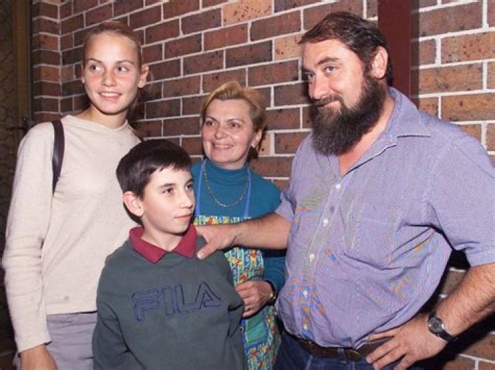 What happened to Jeļena Ostapenko's father?