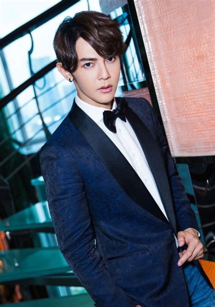 Jiro Wang Biography - Facts, Childhood, Family Life & Achievements