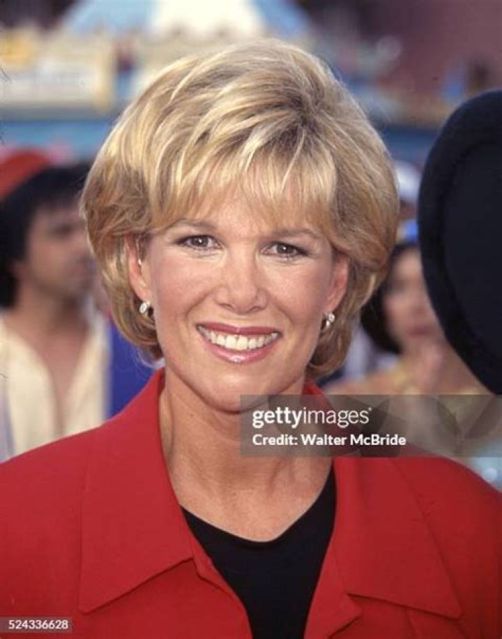 Joan Lunden - Bio, Facts, Family Life of Journalist