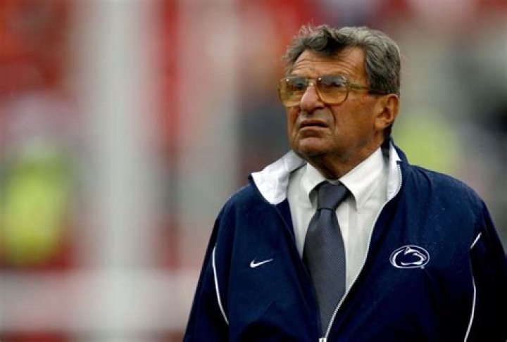 Joe Paterno Biography - Facts, Childhood, Family Life & Achievements
