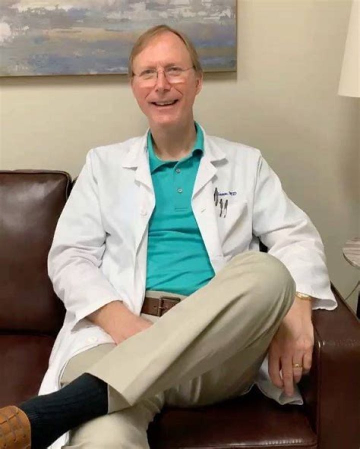 Dr. John Saxer III, MD – Leawood, KS