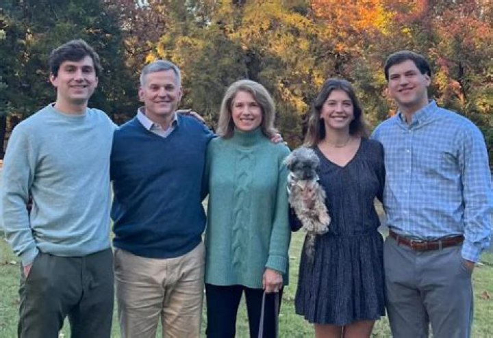 Josh Green (governor) family, wife, children, parents, siblings