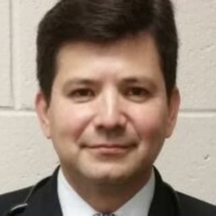 Dr. Julio Martinez, MD – Calexico, CA