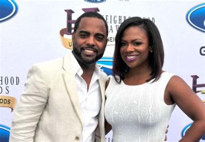 Kandi Burruss’ Husband, Todd Tucker Has An Important Message For Fans