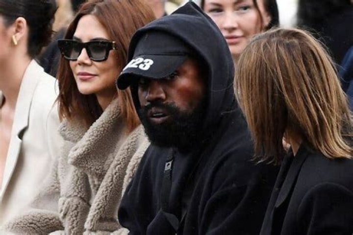 Kanye West Remembered Working With The President Of The Gap Bob L. Martin Business And Said That The Two Of Them Were Able To Sell $ 14 Million Worth Of Black hoodies