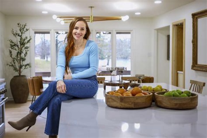 
Karen E. Laine Will Be Featured As The Host Of HGTV’s “Good Bones: Better Yard” 