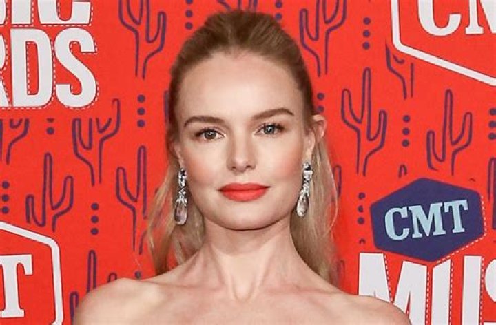 Kate Bosworth Wears Sports Bra and "Never Felt Better"
