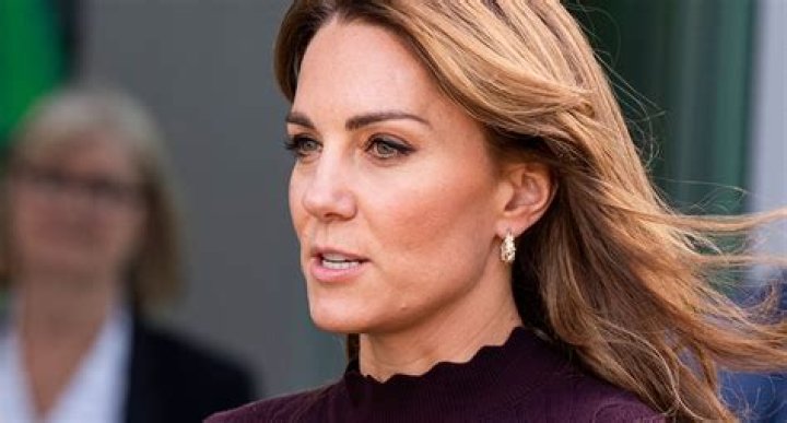 Kate Middleton Is Now A Blonde Bomshell; Royal Fans Love The Photos