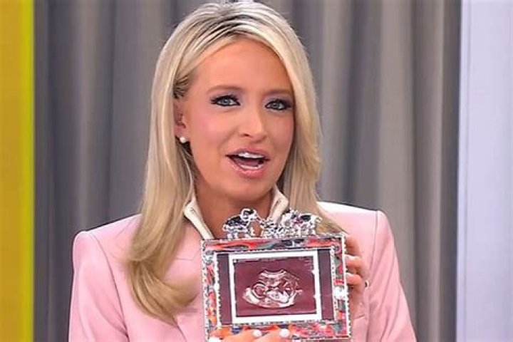 Kayleigh McEnany - Bio, Facts, Family Life of Political Commentator