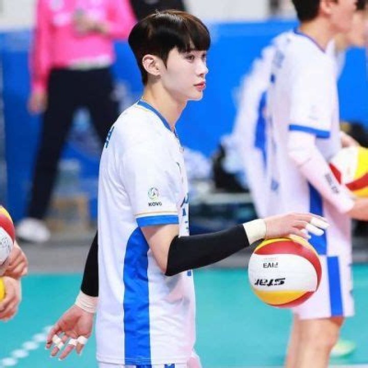 
Kim In-hyeok Was Found Death After Various Hateful Comments About His Looks 