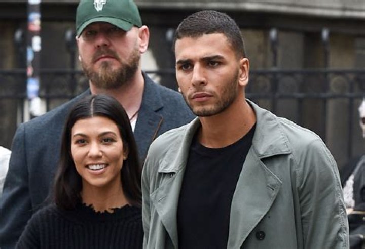 KUWK: Kourtney Kardashian And Younes Bendjima Back Together? – They Were Photographed Holding Hands During L.A. Date!
