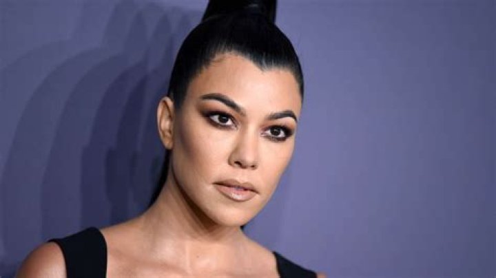 KUWK: Kourtney Kardashian Says She Loves Her Curvier Body After Putting On A Bit Of Weight In Quarantine – ‘I’m Proud Of It!’