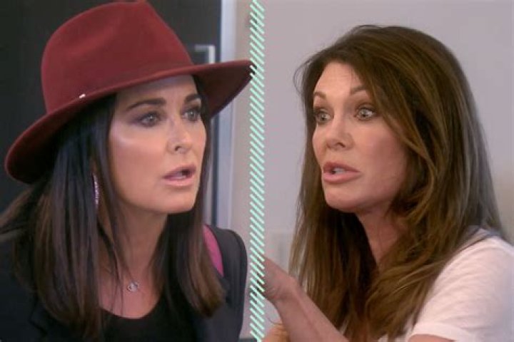 Kyle Richards Rants About Lisa Vanderpump And The Whole ‘RHOBH’ Drama On Social Media