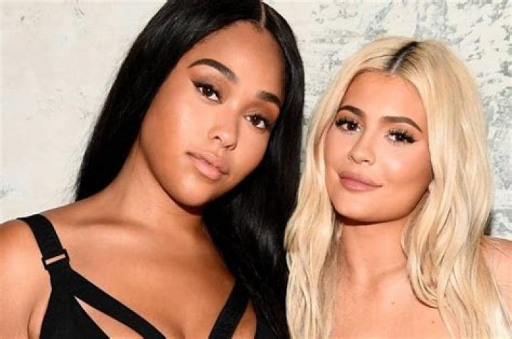 Kylie Jenner Receives Backlash From Fans After Posting The Pic With Stormi And Jordyn – People Accuse Ky Of Trying To Have A Darker Skin Tone