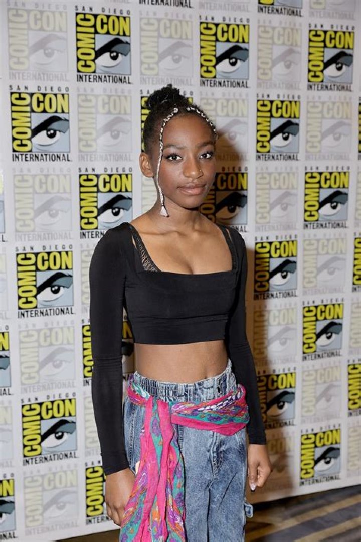 Kyo Ra (Vanesu Samunyai) Age, Birthday, Boyfriend, Height, Parents & More