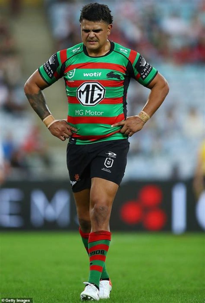 
Latrell Mitchell Height, Weight, Net Worth, Age, Birthday, Wikipedia, Who, Nationality, Biography 