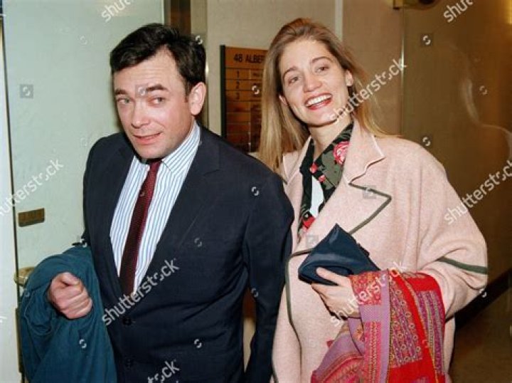 Who is Ian Maxwell's ex-wife? Wiki, age, children, divorce