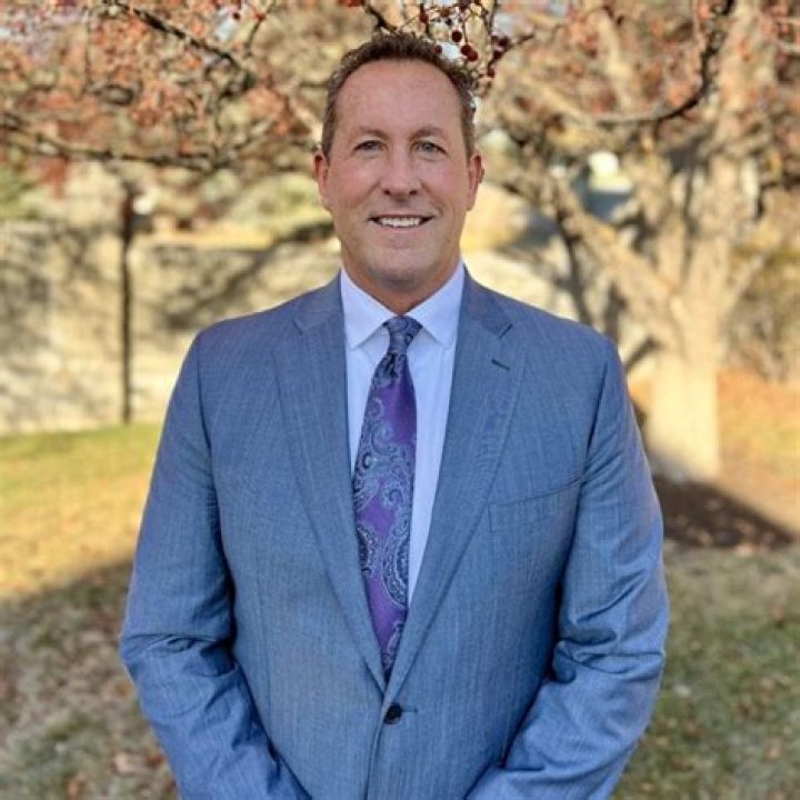 Dr. Lawrence Volz, MD – Williamsburg, VA