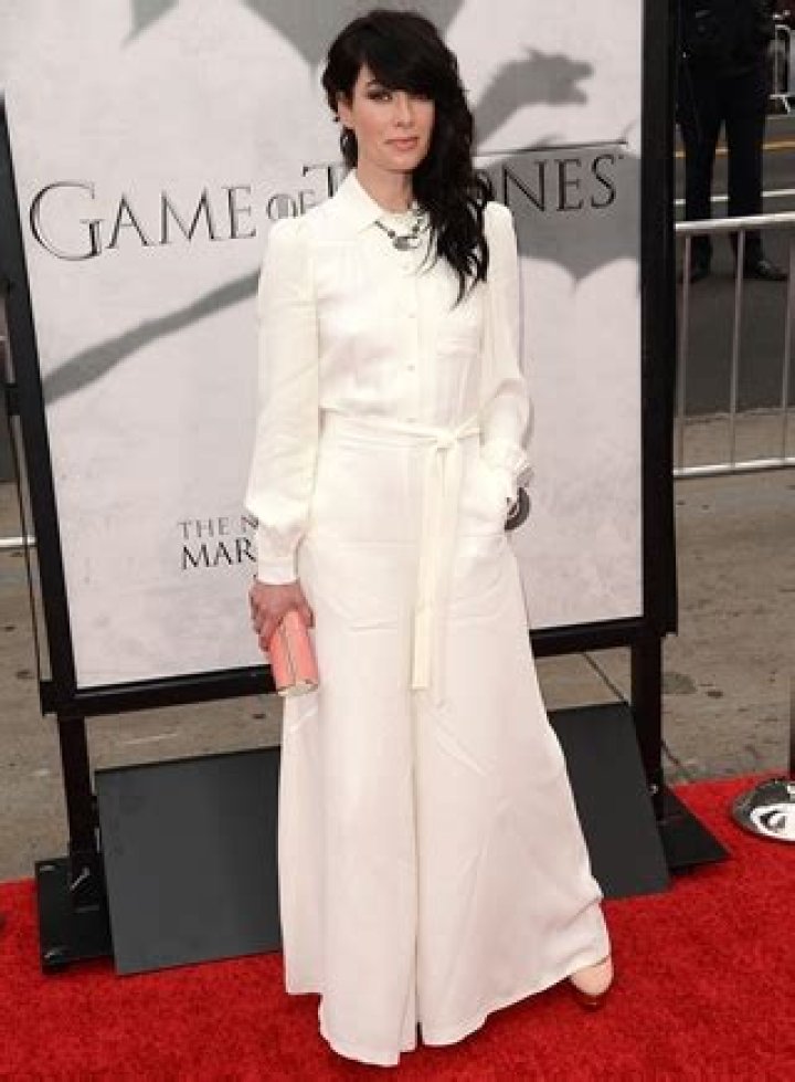 Lena Headey Body Measurements Height Weight Bra Size Vital Stats Facts