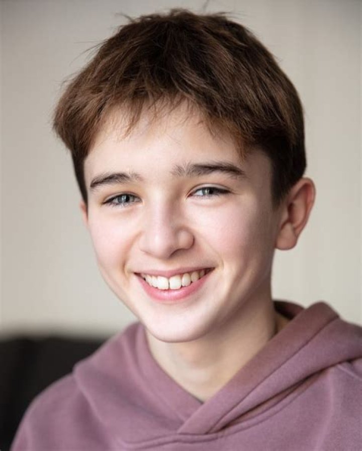 Actor Léo Campion Wiki, Age, Parents, Height & More