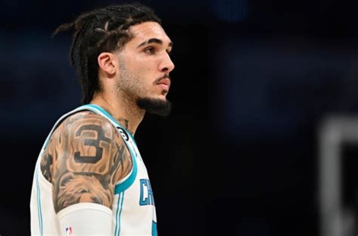 LiAngelo Ball Biography - Facts, Childhood, Family Life & Achievements