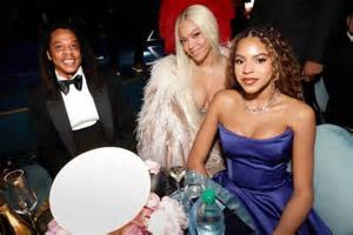 Lil Kim Addresses The Whole Beehive Vs. Beyhive War After Beyonce’s Fans Dragged Her Because Of Her Fandom’s Name!