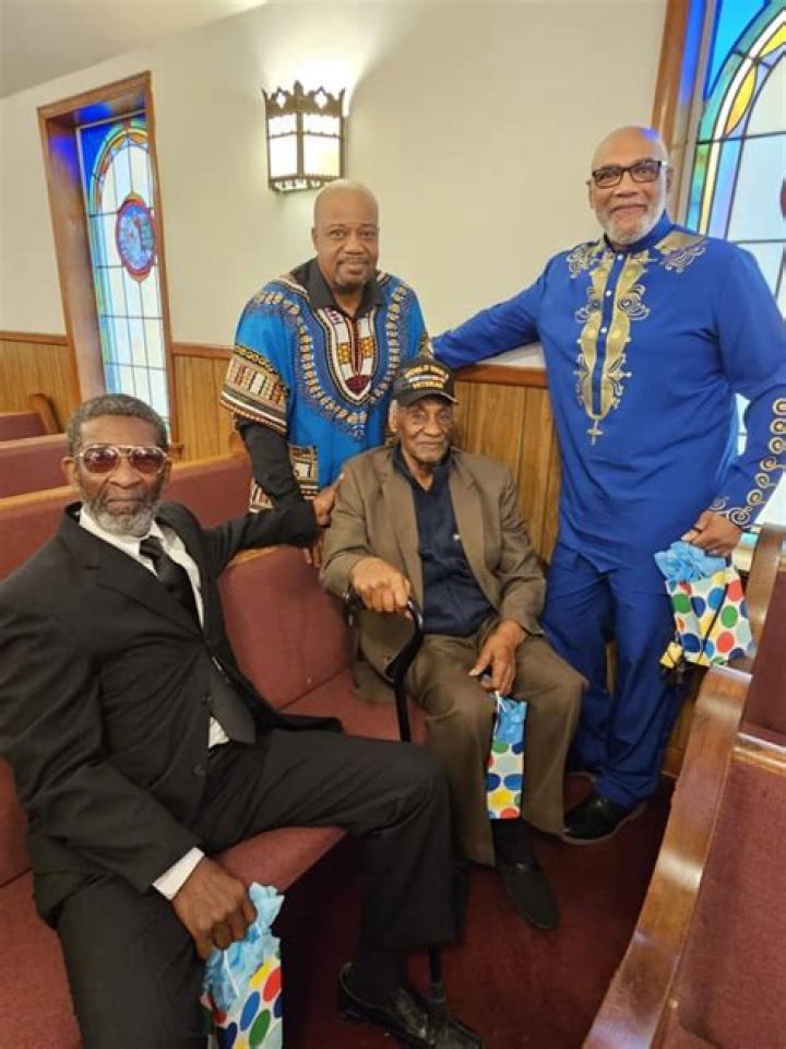 Lloyd Webb Obituary, Funeral, The New Townsend Temple Ministries Deacon Emeritus