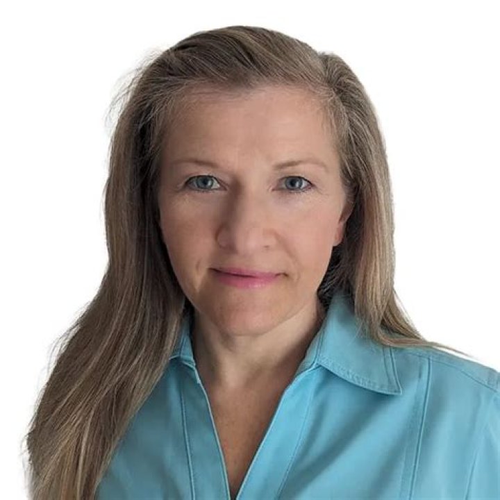 Dr. Luciana (Almeida) Veiga, MD – Baltimore, MD
