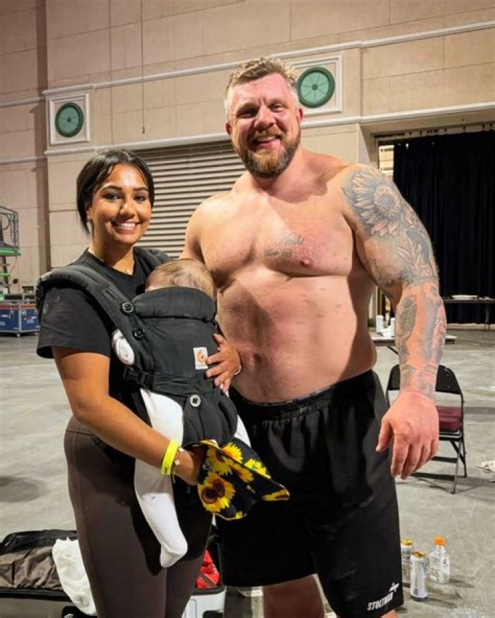 Luke Stoltman wife: Who is Kushi Stoltman?