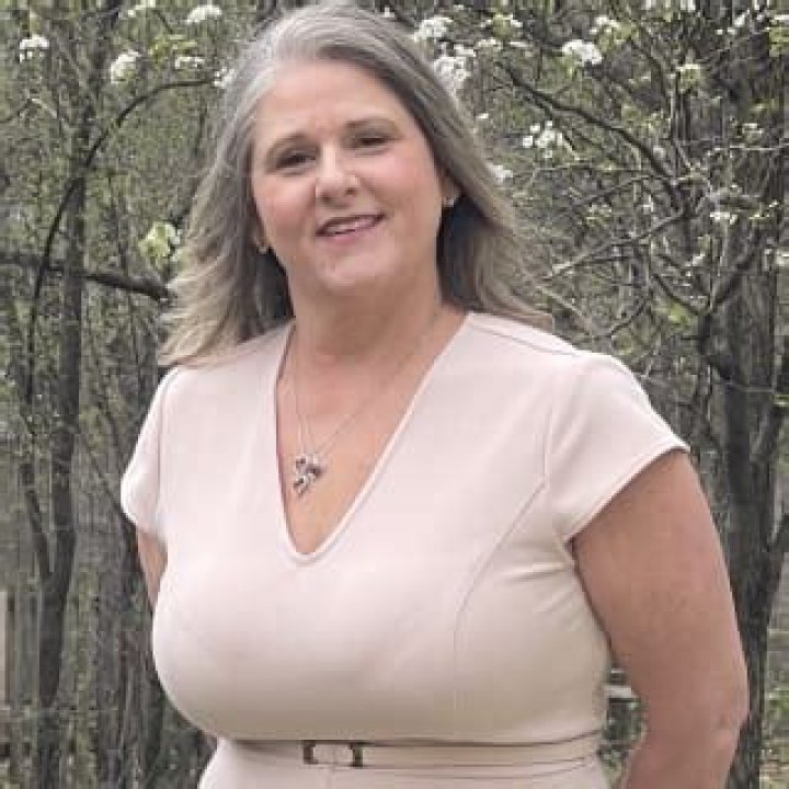 Marilyn (Smith) Jones – Greenwood, IN
