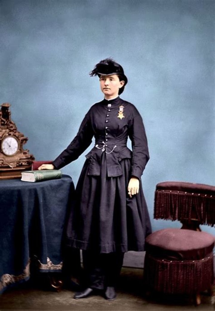 Mary Edwards Walker Biography - Childhood, Life Achievements & Timeline