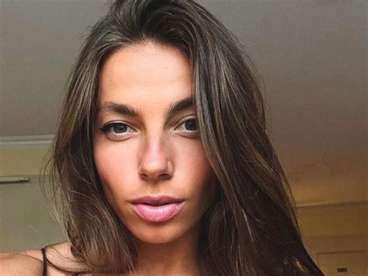 Maryna Bekh-Romanchuk in Bathing Suit Shares "Memories" — Celebwell