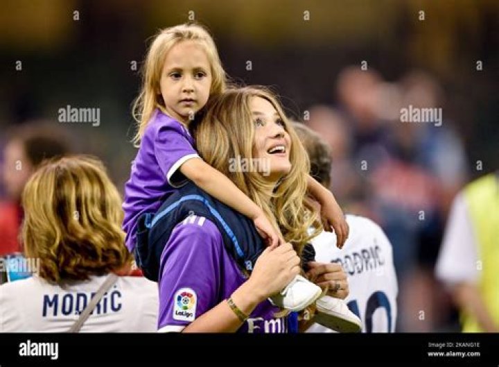 Mateo Kovačić family, wife, children, parents, siblings