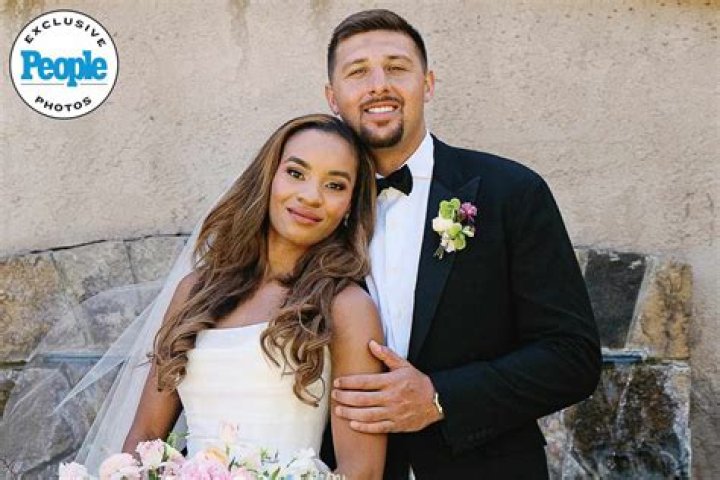 
Meet Michael Hooper Wife- Career Details To Know About Kate Howard 