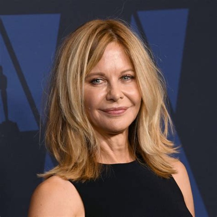 Meg Ryan Biography - Facts, Childhood, Family Life & Achievements