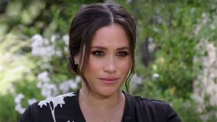 Meghan Markle – ‘Suits’ Writer Jon Cowan Defends Her Amid Bullying Accusations!
