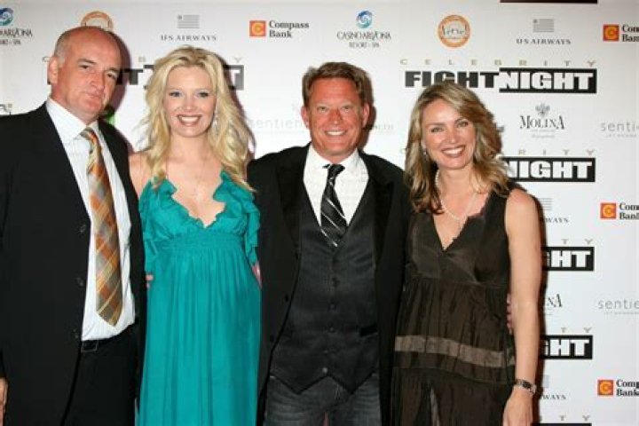 Melissa Peterman family, husband, children, parents, siblings