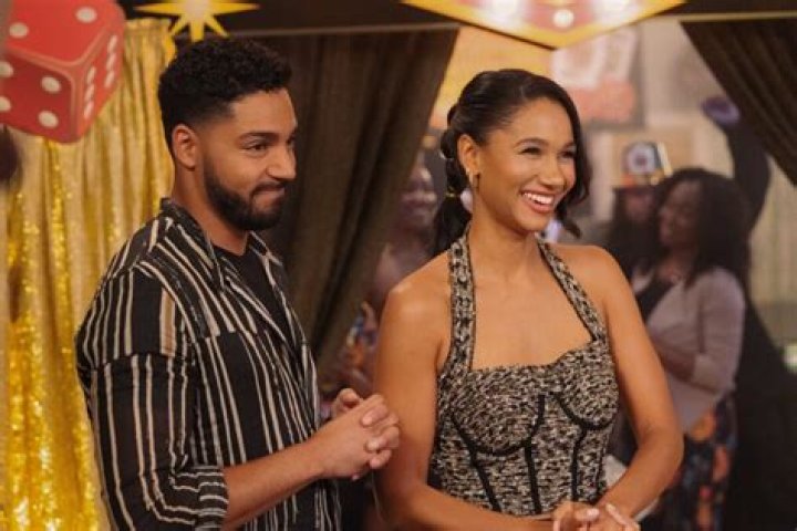 Michael Evans Behling Siblings, Girlfriend And Net Worth