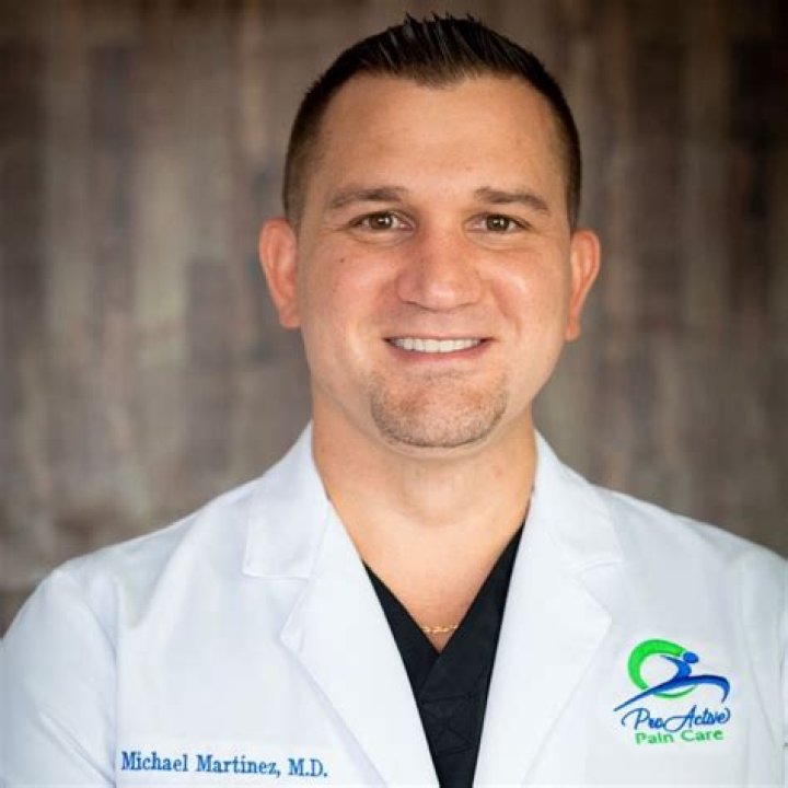 Dr. Michael Martinez, MD – Franklin, WI